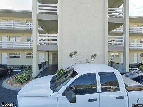 Diana, HALLANDALE BEACH, FL 33009