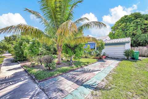 11Th, DANIA, FL 33004