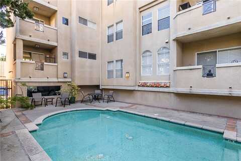 Hoffman, STUDIO CITY, CA 91604