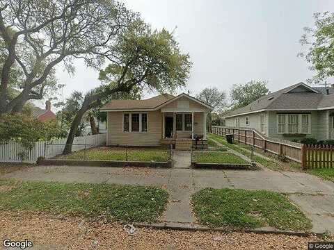 Avenue P, GALVESTON, TX 77550