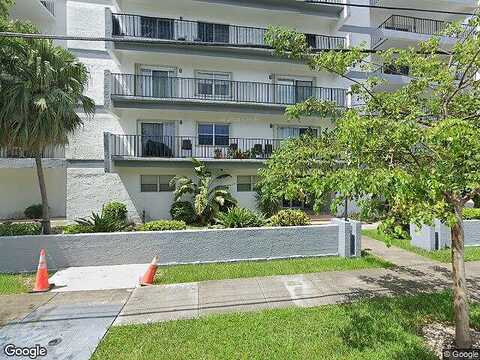 26Th, NORTH MIAMI BEACH, FL 33160