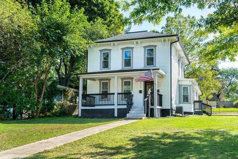 South, STOUGHTON, WI 53589