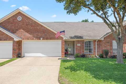 Hollytree Drive, Tyler, TX 75703