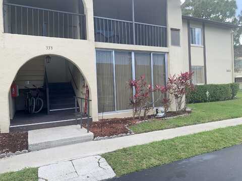 Pine Ridge Cir, Greenacres, FL 33463