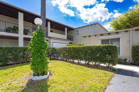 Boundbrook Blvd, Palm Springs, FL 33406