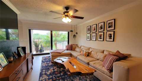 Gage, MIAMI LAKES, FL 33014