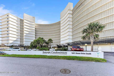 S Ocean Dr #302, Jacksonville Beach, FL 32250