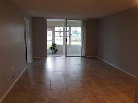 N Sunrise Lakes Dr N, Sunrise, FL 33322