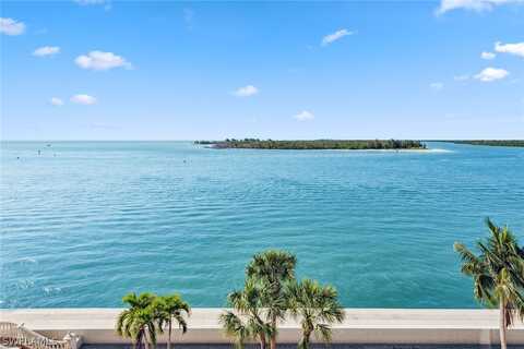 La Peninsula Boulevard, Naples, FL 34113