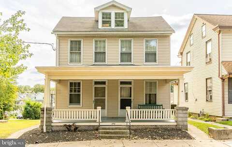 Main, EPHRATA, PA 17522