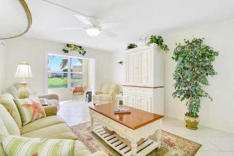 Ne 26Th Avenue, Boynton Beach, FL 33435