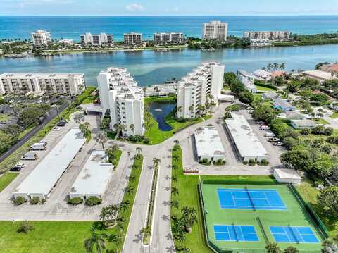 Sandpointe Bay Dr, Tequesta, FL 33469