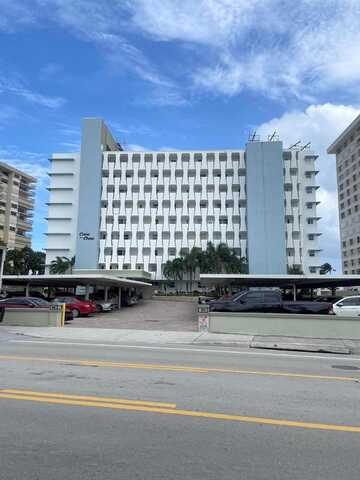 S Ocean Boulevard, Lauderdale By The Sea, FL 33062