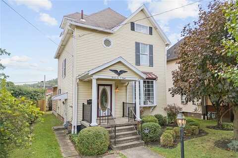 5Th Ave, Beaver Falls, PA 15010