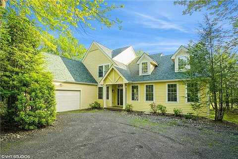 Pine Crest Drive, Pocono Pines, PA 18350