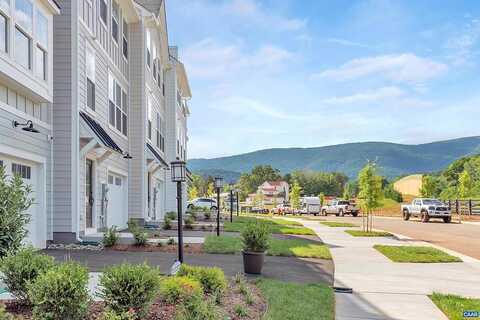 Cling Ln, Crozet, VA 22932