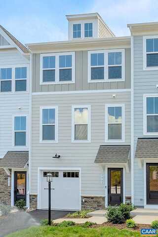 Lexi Ln, Crozet, VA 22932