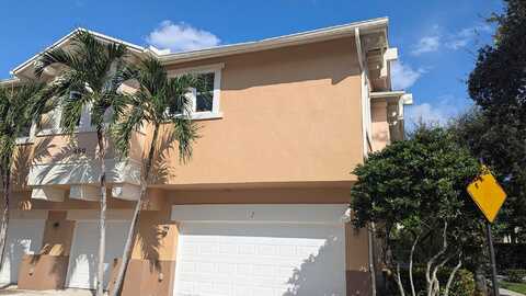 Amador Ln, West Palm Beach, FL 33401