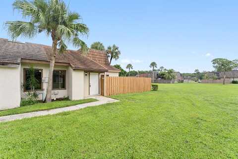 Palm Bay Circle, West Palm Beach, FL 33406