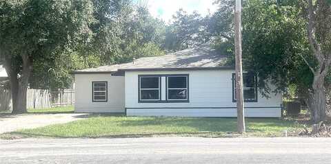 N Wharton Street, El Campo, TX 77437