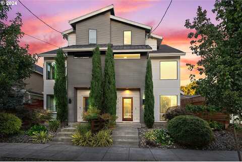 N Gantenbein Ave, Portland, OR 97227