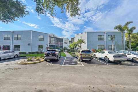 Atrium Drive, Orlando, FL 32822