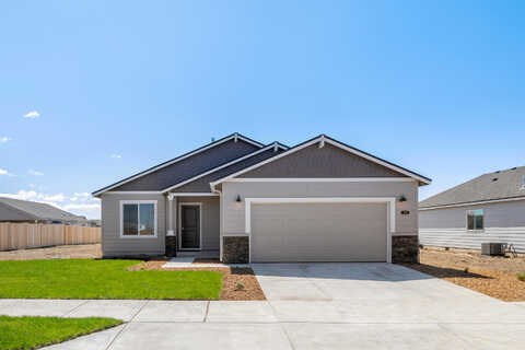 Nw 12Th Street, Redmond, OR 97756