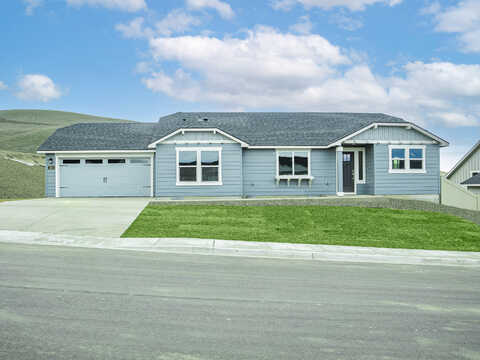 Nw 11Th Street, Redmond, OR 97756