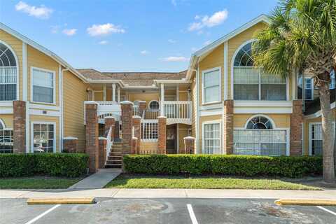 Sweetwater Club Circle, Kissimmee, FL 34746