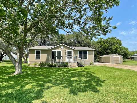 Meadowlark St, Palacios, TX 77465