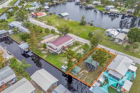 Se 228 Street, Old Town, FL 32680