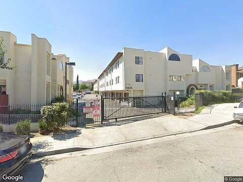 Beaver St, Sylmar, CA 91342