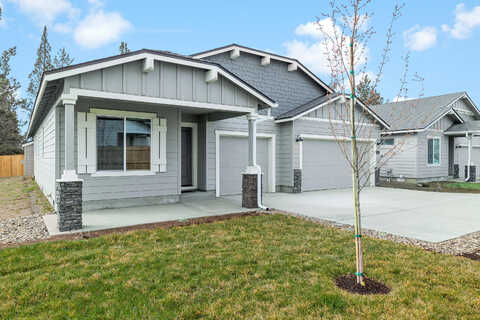 Nw Walnut Avenue, Redmond, OR 97756