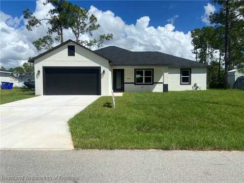 Singer Street, Sebring, FL 33872