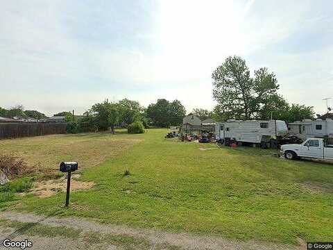 Elmwood Street, Azle, TX 76020