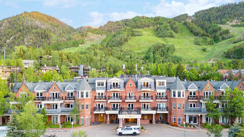 E Dean St., Unit 22, Week 32, Aspen, CO 81611