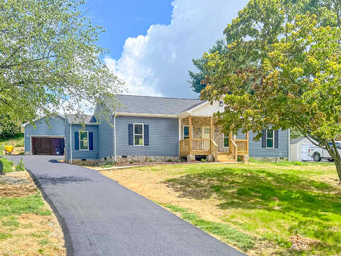 Windsor Ln, Daleville, VA 24083