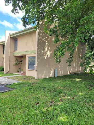 Nw 14Th Ct, Pembroke Pines, FL 33024