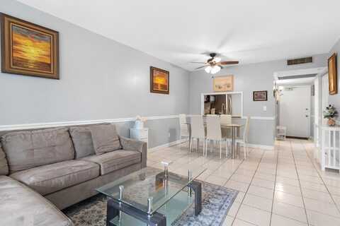 Lagoon Pl, Davie, FL 33324