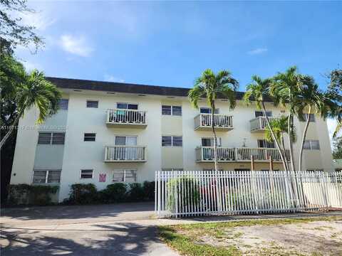 Ne 128Th St, North Miami, FL 33161