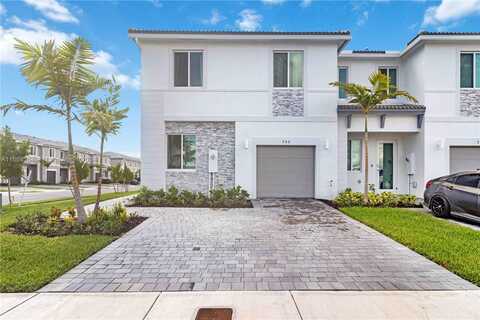 Se 13Th Ct, Homestead, FL 33034