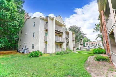 Pineland Circle, Newport News, VA 23608