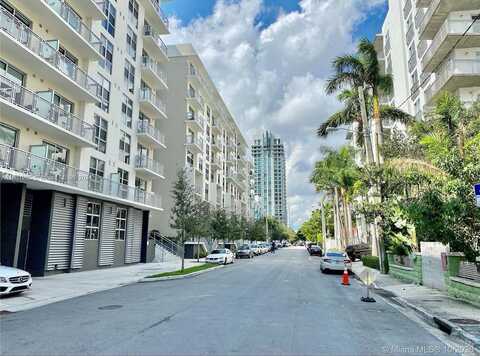 Ne 25Th St, Miami, FL 33137