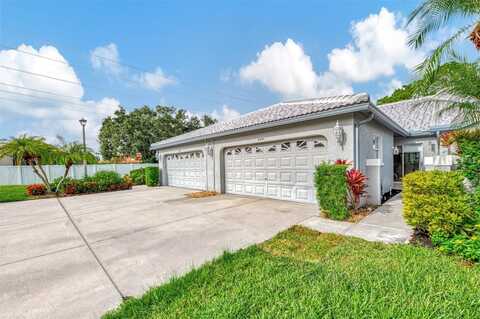 Madeira Court, Sarasota, FL 34233