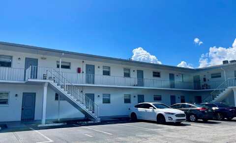 W Palm Street, Lantana, FL 33462