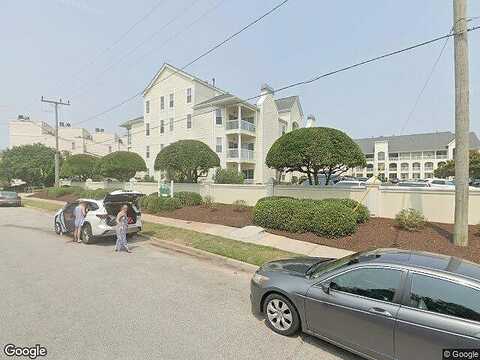 Silver Sands Circle, Virginia Beach, VA 23451