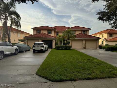 Robin Hood Circle, Naples, FL 34104