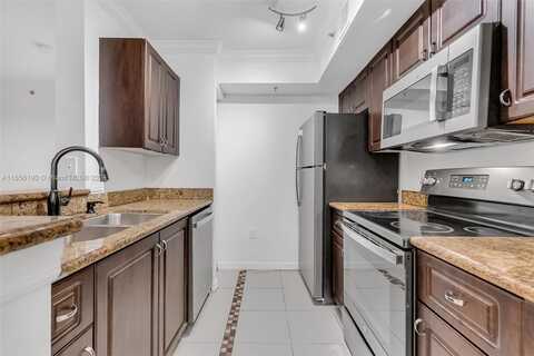 Centergate Dr, Miramar, FL 33025