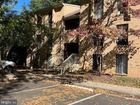 Freetown Court, Reston, VA 20191
