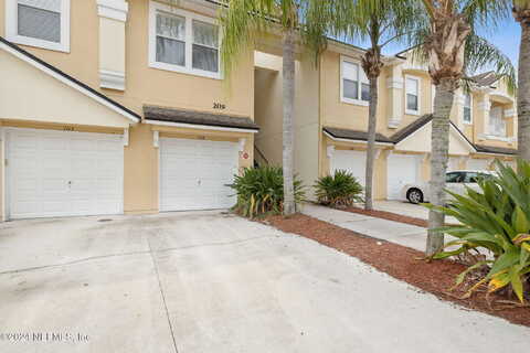 Larkin Place, Saint Johns, FL 32259